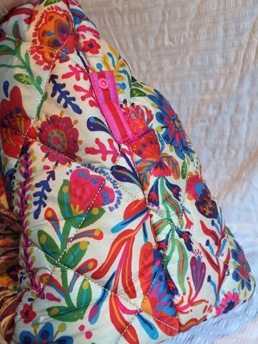 🌸 Natural Life Puffy Weekender Bag – Rainbow Cream Floral 🌸 - Picture 4 of 8